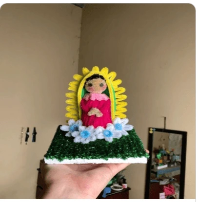 Boneca Religiosa